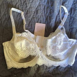 Savage X Fenty white bra brand new